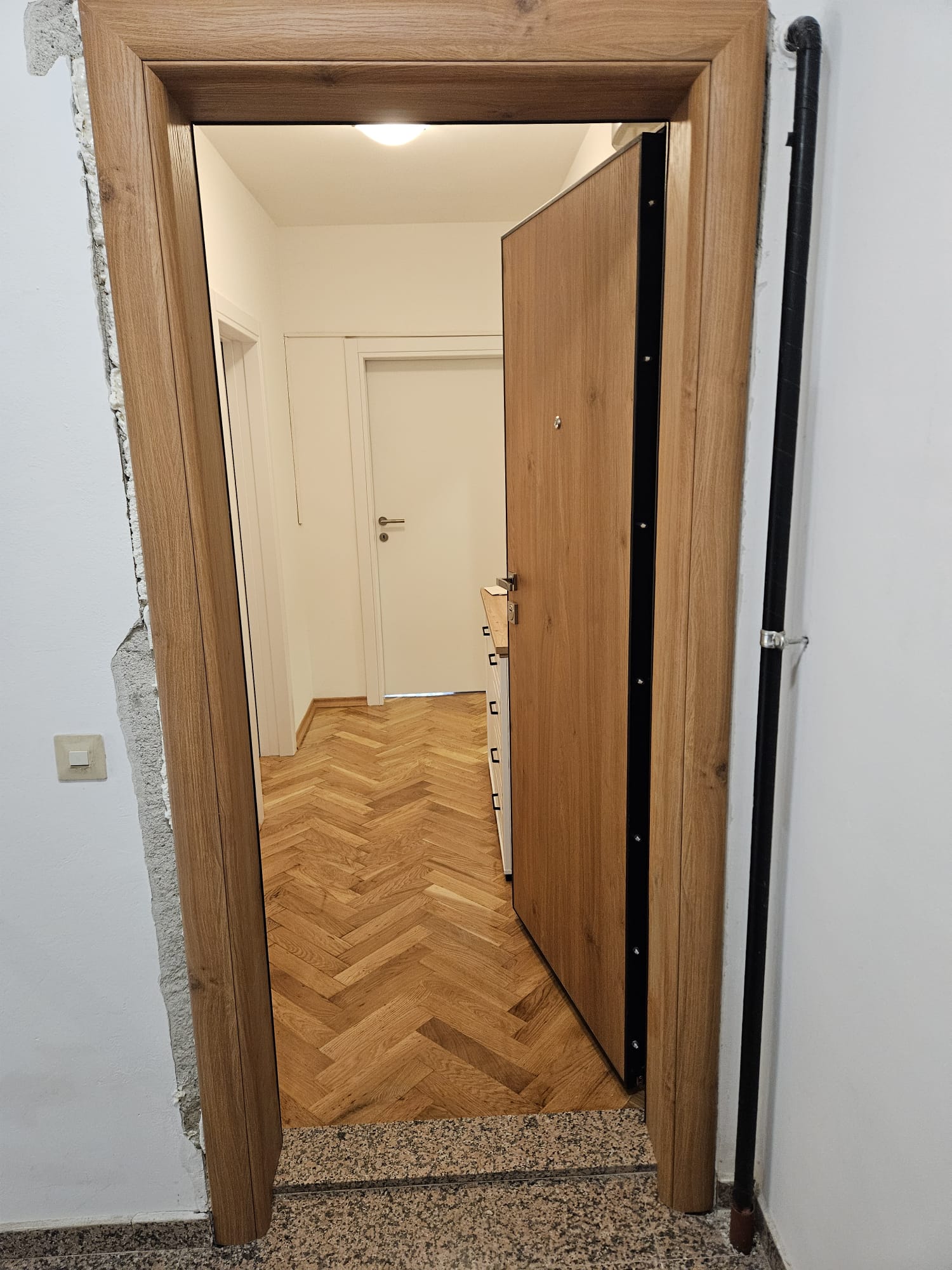 Protuprovalna i sobna vrata